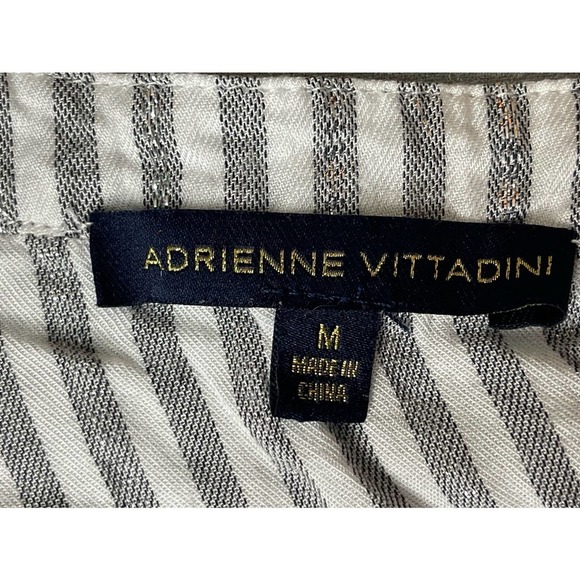Adrienne Vittadini Women's White Silver Metallic Striped Banded V- Neck Blouse M - Picture 6 of 9